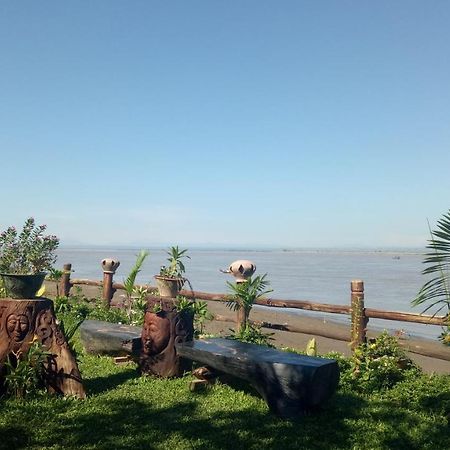 Salay River View Inn Sale Esterno foto