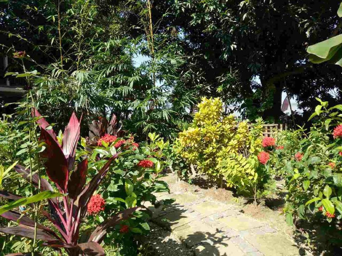Salay River View Inn Sale Esterno foto