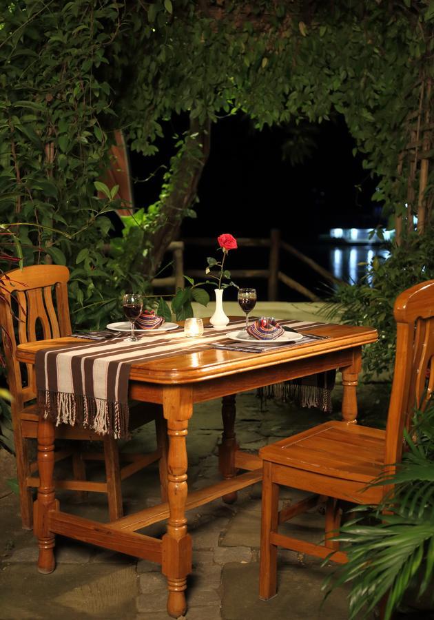 Salay River View Inn Sale Esterno foto